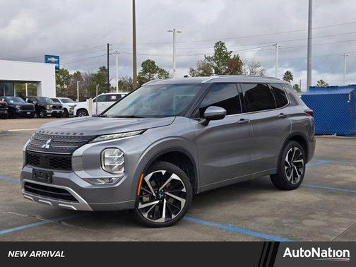 2022 Mitsubishi Outlander SEL Special Edition 2WD