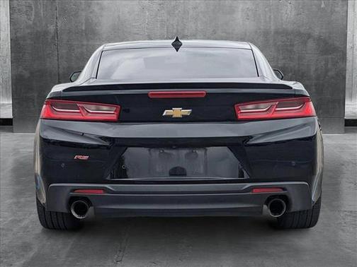 2016 Chevrolet Camaro 2LT