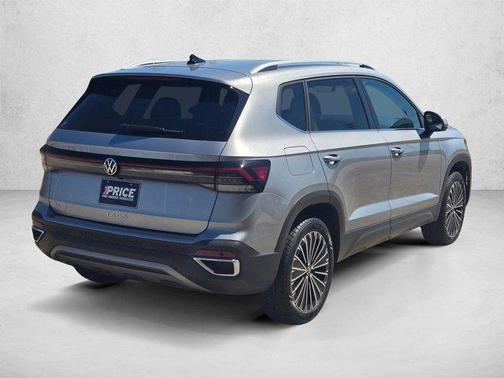 Silver 2025 Volkswagen Taos 1.5T SE