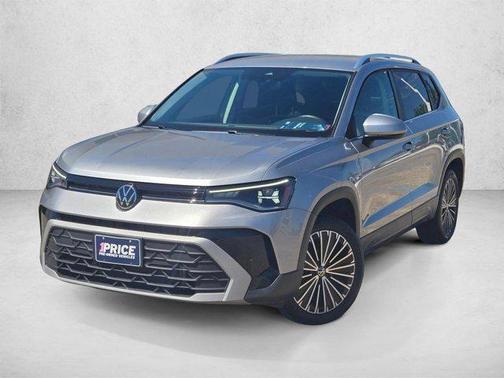 Silver 2025 Volkswagen Taos 1.5T SE