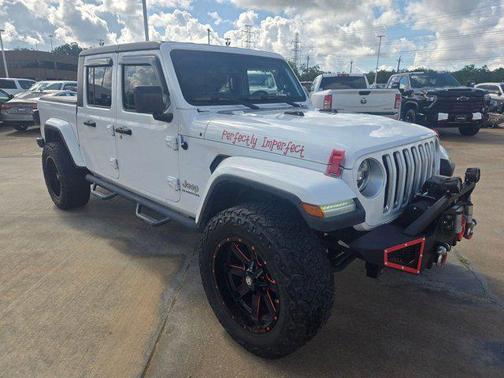 Bright White Clearcoat 2020 Jeep Gladiator North Edition 4x4