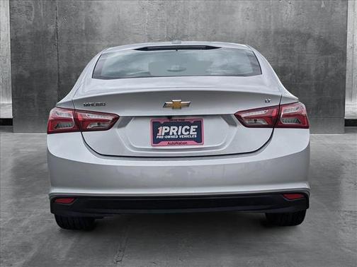 2022 Chevrolet Malibu FWD LT