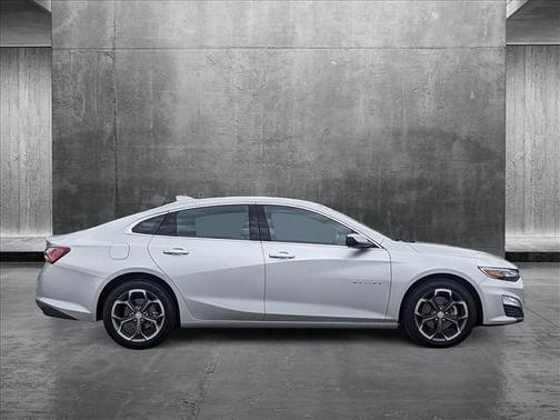 2022 Chevrolet Malibu FWD LT
