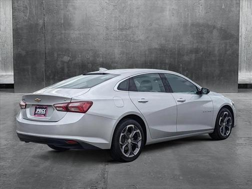 2022 Chevrolet Malibu FWD LT