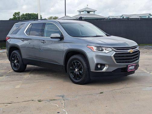 2021 Chevrolet Traverse LT Leather