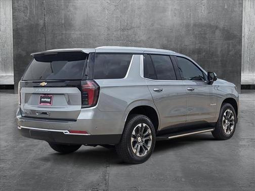 2025 Chevrolet Tahoe LS
