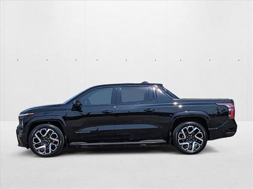 2024 Chevrolet Silverado EV RST