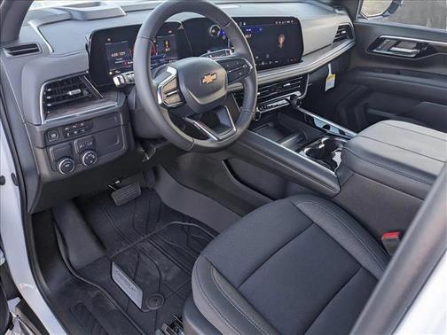 2025 Chevrolet Tahoe LS