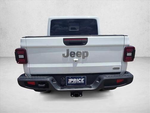 Bright White Clearcoat 2020 Jeep Gladiator Overland