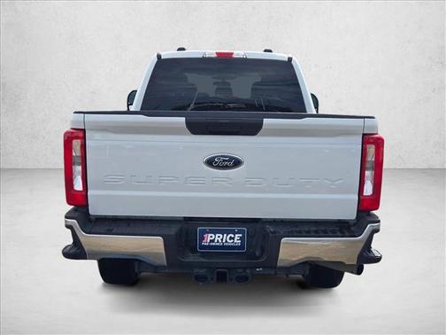 OXFORD WHITE 2025 Ford F-250 XLT