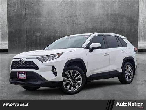 2020 Toyota RAV4 XLE Premium