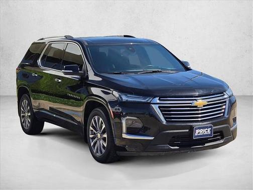 Mosaic Black Metallic 2023 Chevrolet Traverse Premier