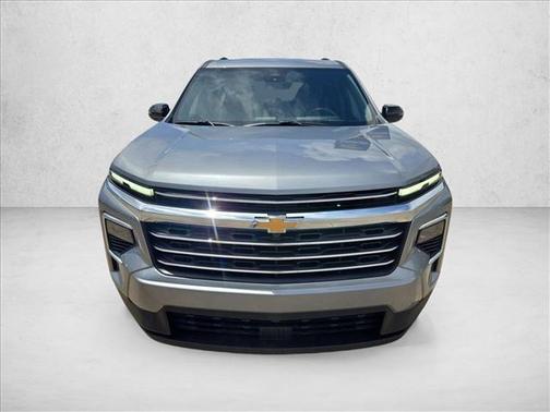 Sterling Gray Metallic 2026 Chevrolet Traverse LT