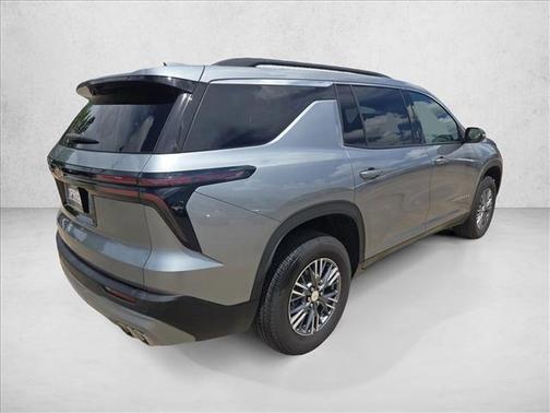 Sterling Gray Metallic 2026 Chevrolet Traverse LT