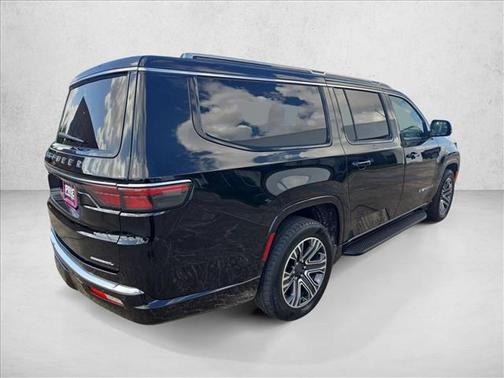 Diamond Black Crystal Pearlcoat 2023 Jeep Wagoneer L Series II 4x4