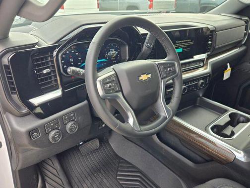 Summit White 2026 Chevrolet Silverado 2500 LT