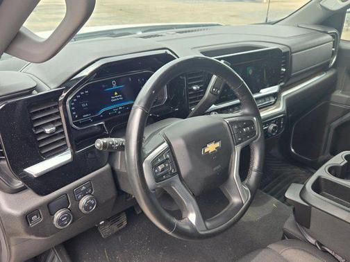 Summit White 2025 Chevrolet Silverado 1500 LT