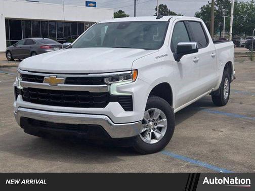 Summit White 2025 Chevrolet Silverado 1500 LT