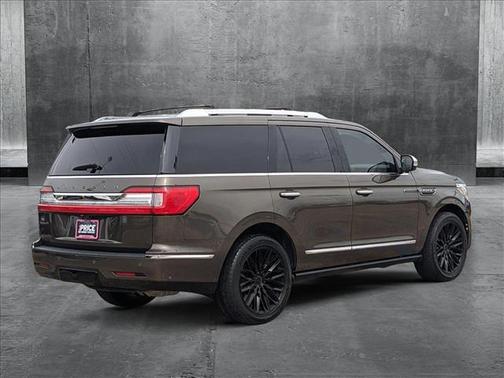 2018 Lincoln Navigator Black Label