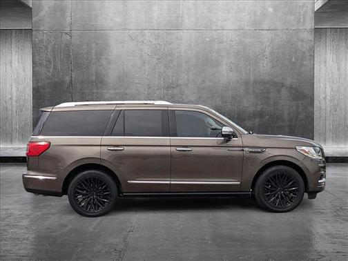 2018 Lincoln Navigator Black Label