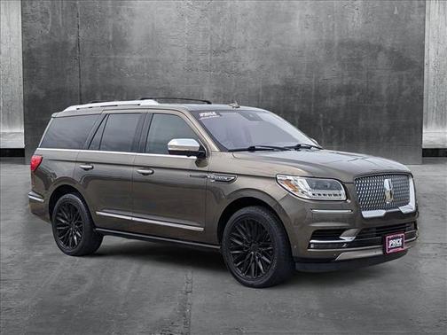 2018 Lincoln Navigator Black Label