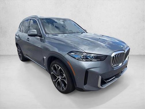 Skyscraper Grey Metallic 2024 BMW X5 xDrive40i