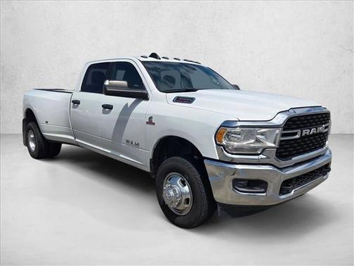 Bright White Clearcoat 2022 RAM 3500 Lone Star Crew Cab 4x4 8' Box