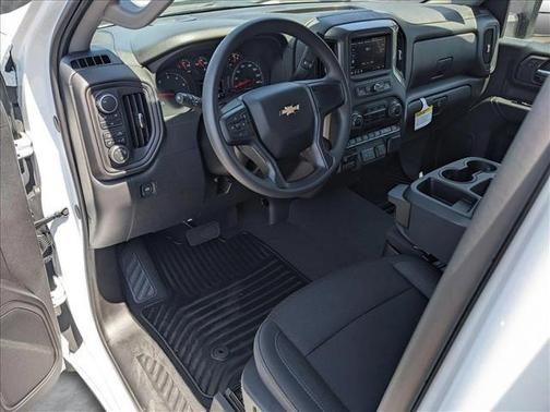 2025 Chevrolet Silverado 2500 Custom