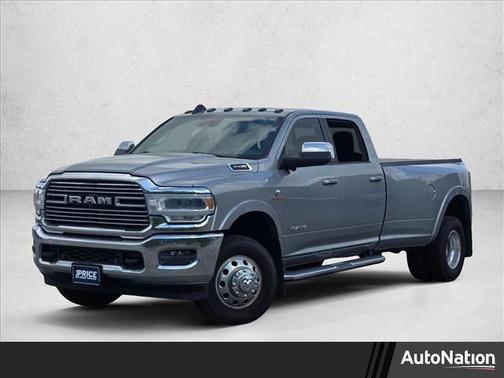 Billet Silver Metallic Clearcoat 2021 RAM 3500 Laramie Crew Cab 4x4 8' Box