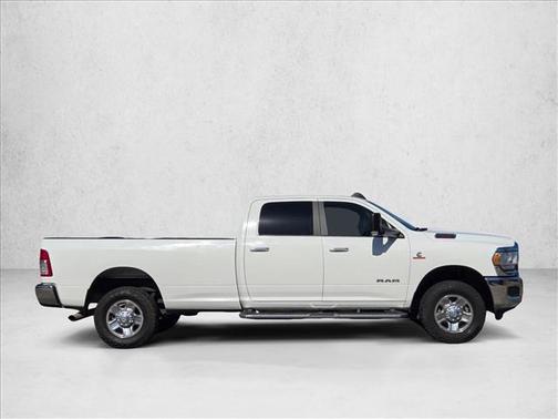 2019 RAM 2500 Big Horn Crew Cab 4x4 8' Box
