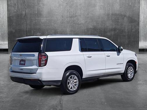 2022 Chevrolet Suburban LT