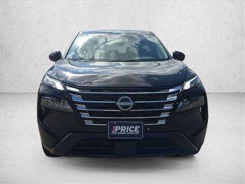 Super Black 2025 Nissan Rogue SV