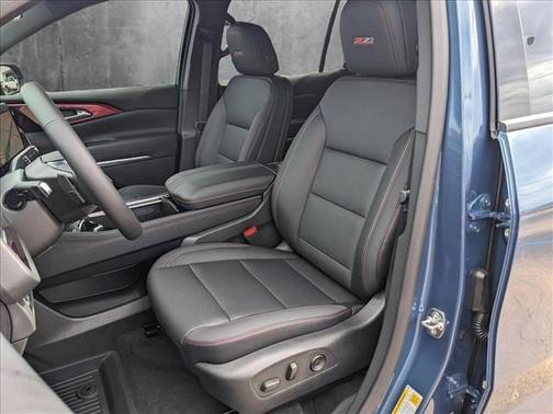 2025 Chevrolet Traverse AWD Z71