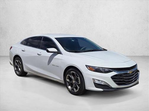2022 Chevrolet Malibu FWD LT