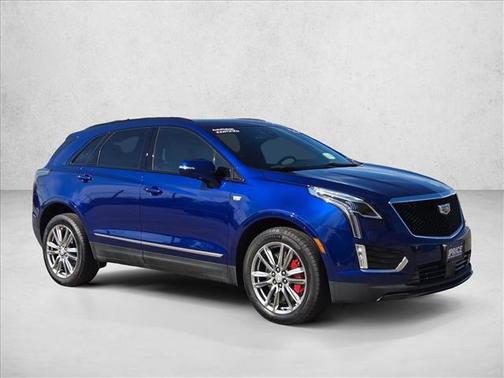 2025 Cadillac XT5 Sport