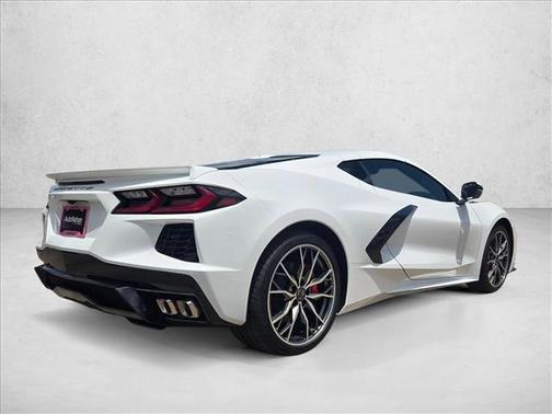Arctic White 2026 Chevrolet Corvette Stingray w/1LT