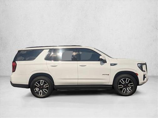 2023 GMC Yukon 4WD AT4