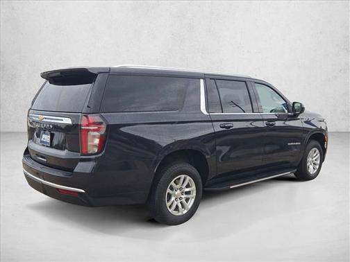 Dark Ash Metallic 2024 Chevrolet Suburban LT
