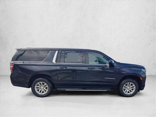 Dark Ash Metallic 2024 Chevrolet Suburban LT