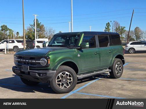 2024 Ford Bronco Outer Banks