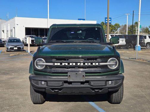 2024 Ford Bronco Outer Banks
