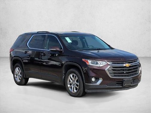 Black Currant Metallic 2018 Chevrolet Traverse LT Cloth