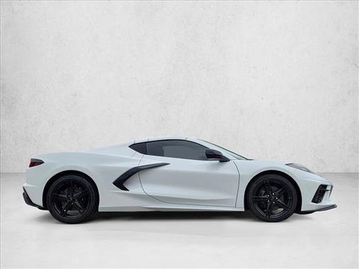 Arctic White 2026 Chevrolet Corvette Stingray w/1LT