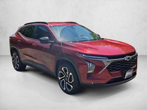 Crimson Metallic 2025 Chevrolet Trax FWD 2RS