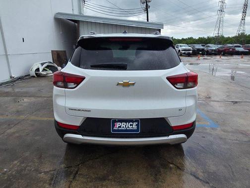 Summit White 2024 Chevrolet Trailblazer LT