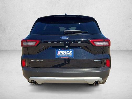 AGATE BLACK METALLIC 2025 Ford Escape Active