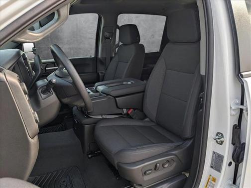 2025 Chevrolet Silverado 2500 Custom