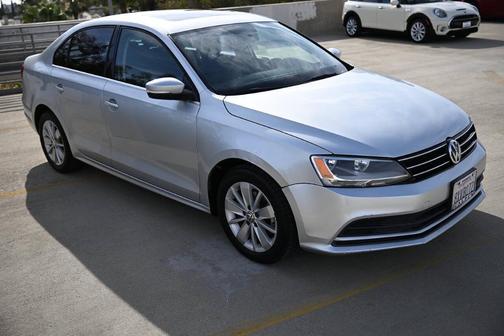 Reflex Silver Metallic 2016 Volkswagen Jetta 1.4T SE w/ Connectivity