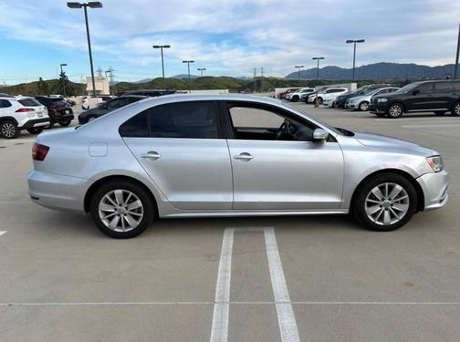 Reflex Silver Metallic 2016 Volkswagen Jetta 1.4T SE w/ Connectivity