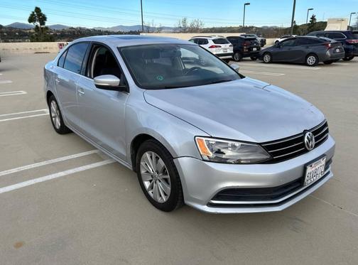 Reflex Silver Metallic 2016 Volkswagen Jetta 1.4T SE w/ Connectivity